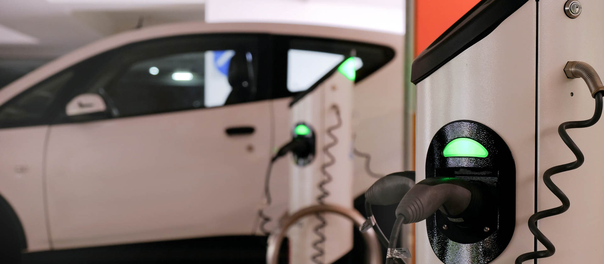 Which is Cheaper – Ride Sharing or Car Sharing?